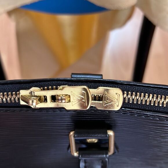 🖤LOUIS VUITTON EPI NOIR ALMA - Picture 17 of 17